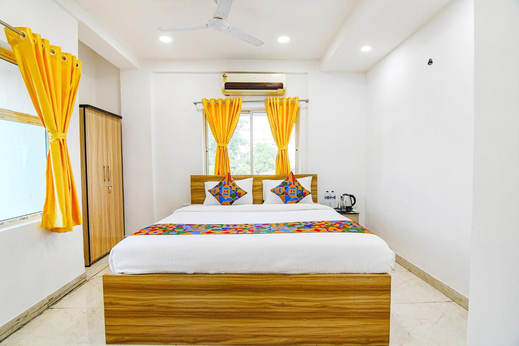 כלכותה Fabhotel Grand Hazra Inn - Nr Ballygunge Station מראה חיצוני תמונה