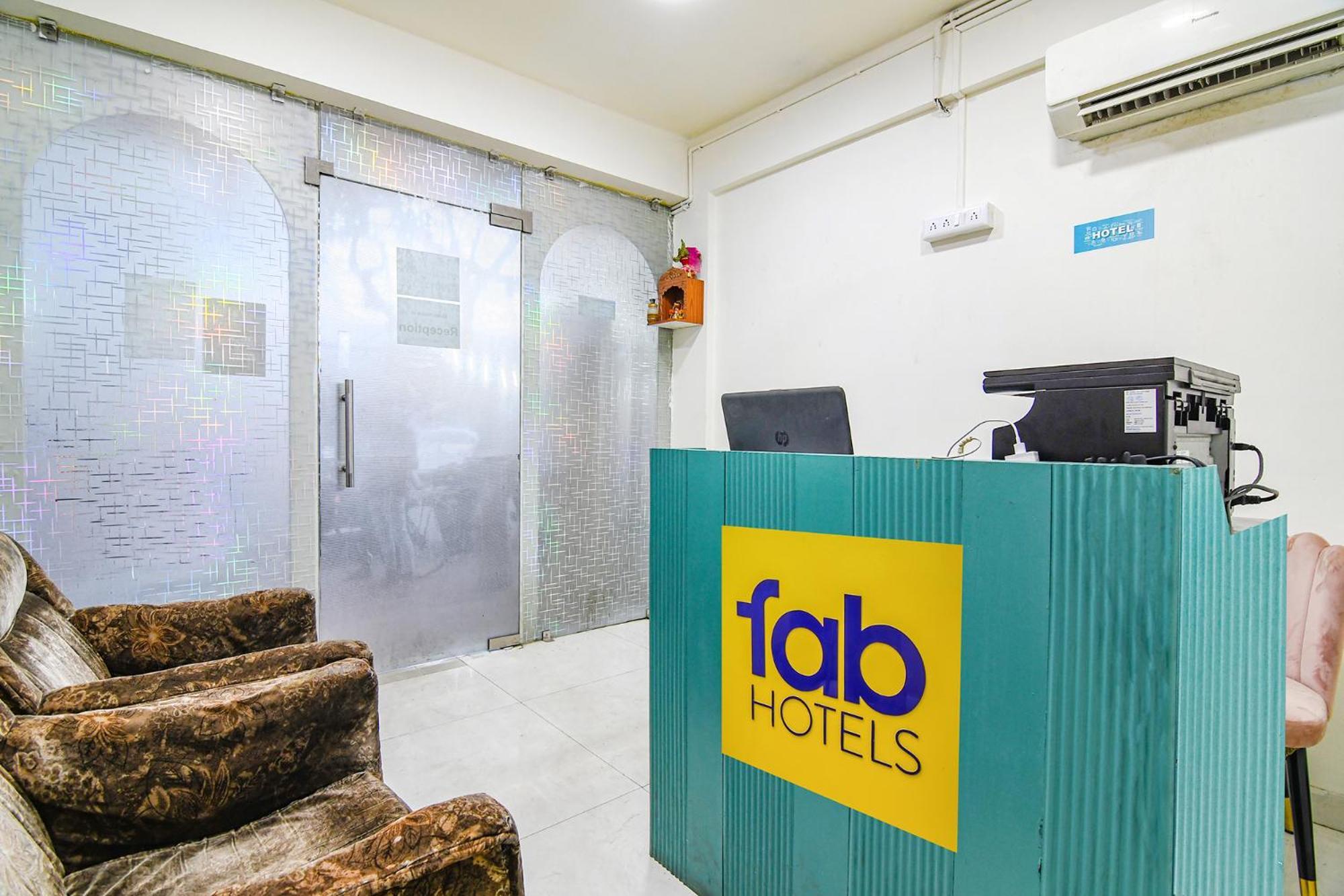 כלכותה Fabhotel Grand Hazra Inn - Nr Ballygunge Station מראה חיצוני תמונה