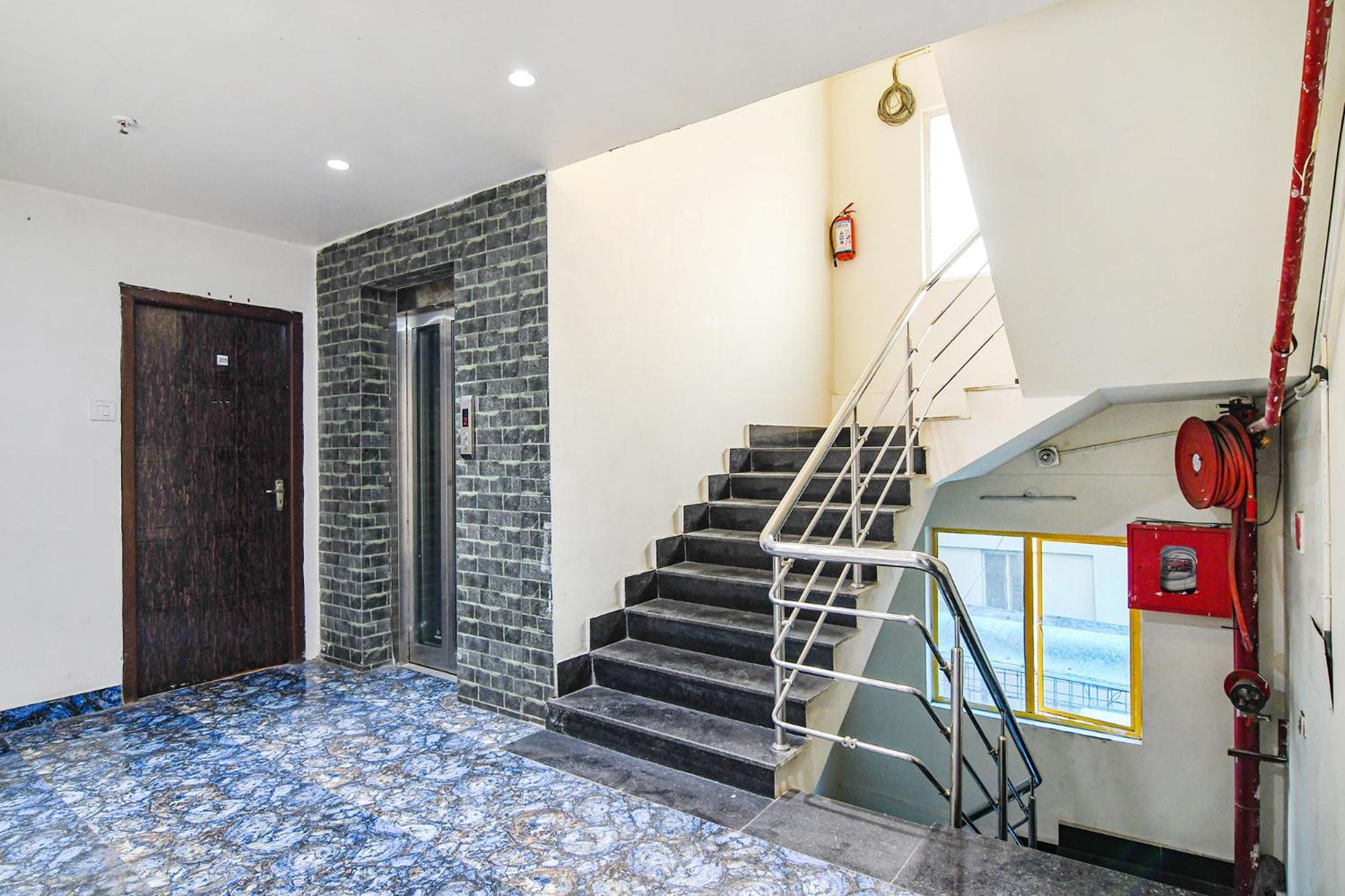 כלכותה Fabhotel Grand Hazra Inn - Nr Ballygunge Station מראה חיצוני תמונה